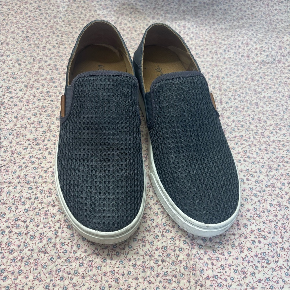 OluKai Women's Black Slip-On Sneakers